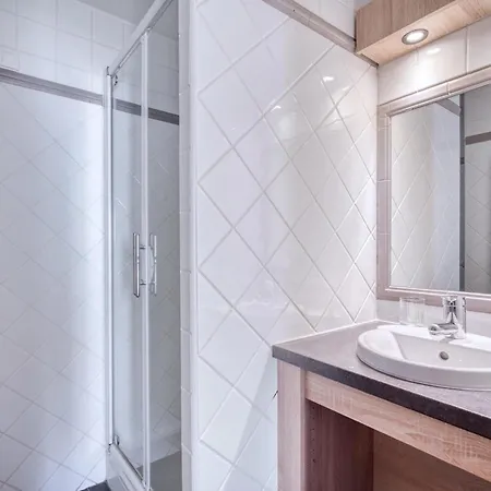 Appartement Duplex Spacieux Pres Des Pistes A Avec Parking, Skis Aux Pieds - Fr-1-640-64 Val Thorens
